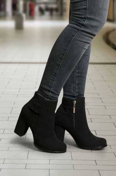 Botines Diana Negro