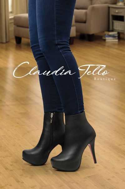Botines Camila Cuero Negro