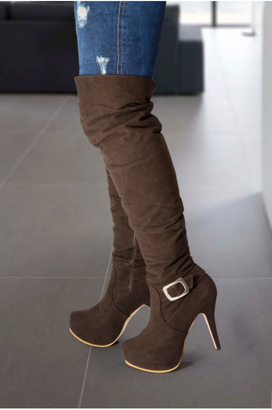 Botas Luna Cafe